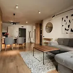 Nest Stiletto Cluj-Napoca