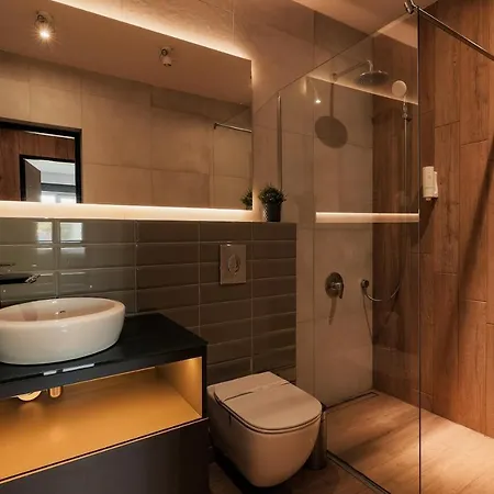 Nest Stiletto Apartment