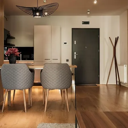 Lejlighed Nest Stiletto *