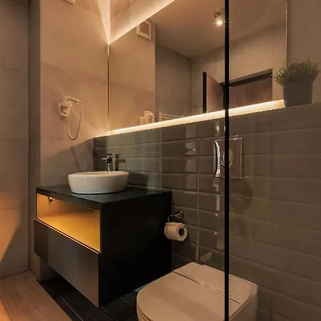 Apartment Nest Stiletto *