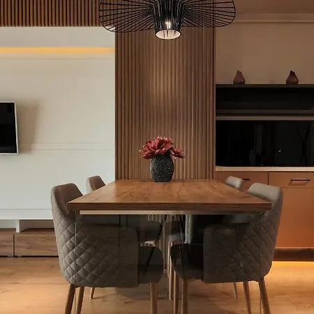 Nest Stiletto