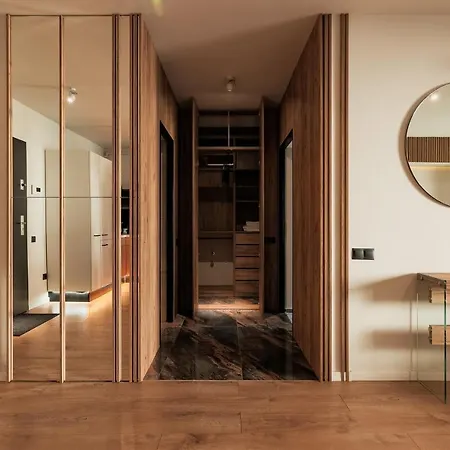 Nest Stiletto *